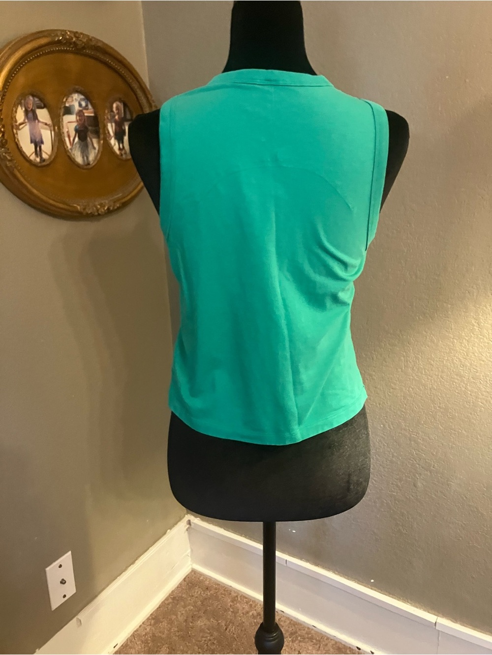 lululemon athletica Sleeveless Crew Tank in Teal Green - Picture 3 of 4